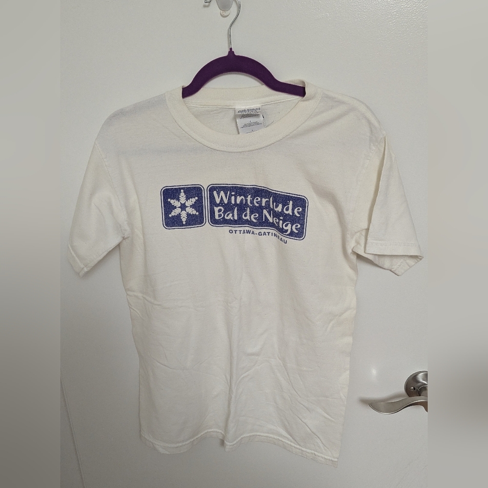 Winterlude Bal de Neige Gildan T-Shirt - Size Men's Small